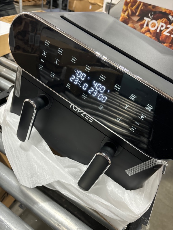 Photo 2 of 11-QT Large Air Fryer - 8 in 1 XL Airfryer with Basket Divider, For Air Fry, Roast, Broil, Bake, Reheat, Dehydrate, Keep Warm, and French Fries, Dishwasher Safe, Black