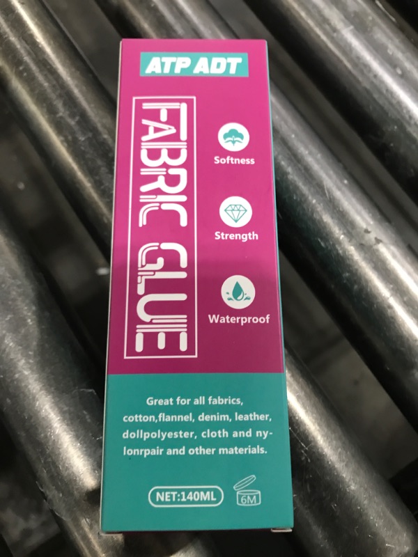 Photo 2 of 140 ml Fabric Glue for Clothes, Material Glue for Fabric, Textile Glue, Strong Fabric Glue for Crafts, Upholstery, Material, Textile and Felt