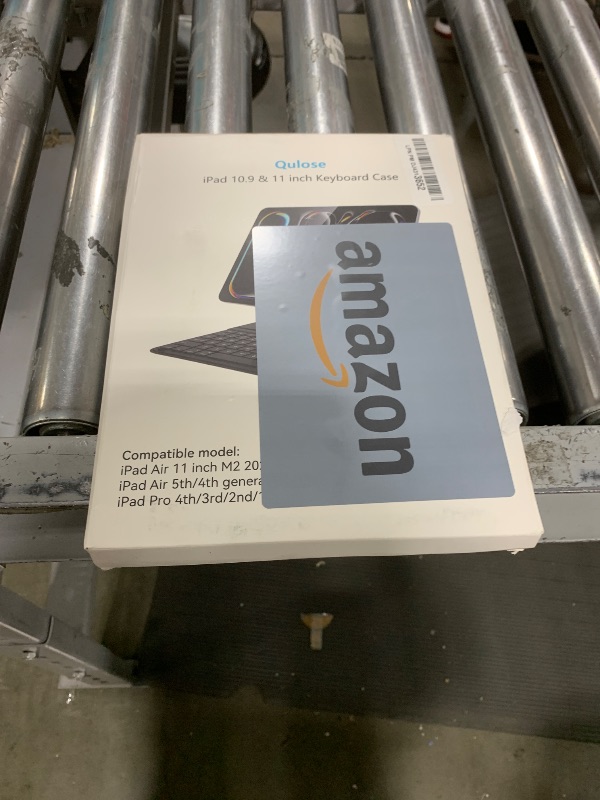 Photo 1 of Qulose iPad 10th Generation Case with Keyboard, Wireless Bluetooth Keyboard for iPad 10th Gen 2022, Smart Wake/Sleep, Rechargeable, QWERTY, Magnetic Clasp Keyboard Case for iPad 10th Gen 10.9 inch