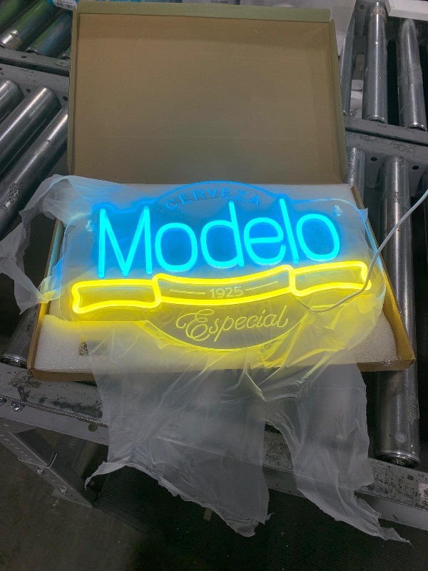 Photo 1 of Model Neon Sign for Wall Décor Beer Light Up Signs Cerveza Neon for Bar Man Cave Pub Home Store Party Club Bistro Neon Beer LED Lights Decor Gifts