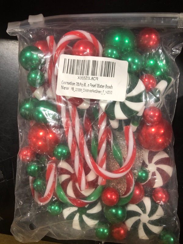 Photo 2 of 14/20/30 mm Christmas Floating Beads Christams Vase Filler 70 Pcs Large Red and Green Christmas Decorations and 800Pcs Flat Christmas Ornaments for Crafts Candy Cane Pearl Beads