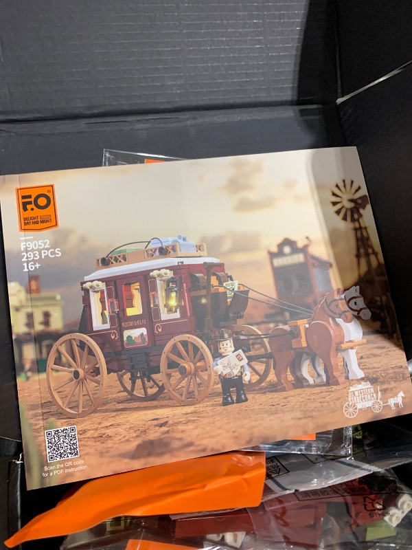 Photo 1 of FUNWHOLE Western Stagecoach Lighting Building-Bricks Set