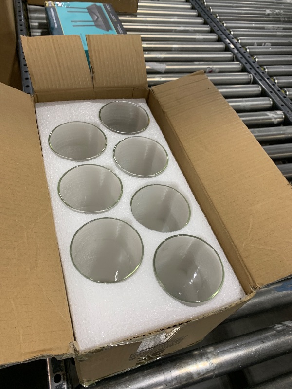 Photo 1 of SUPMIND 7Pcs Glass Cylinder Vase for Centerpieces Clear Glass Flower Vases Bulk