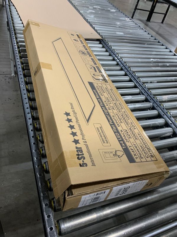 Photo 1 of AIKVSXER 2 Pack 1x4 LED Sky Panel Light Surface Mount 50W 5500Lm Triac Dimming 3CCT 3000K/4000K/5000K 4ft LED Light Fixtures Ultra Thin 