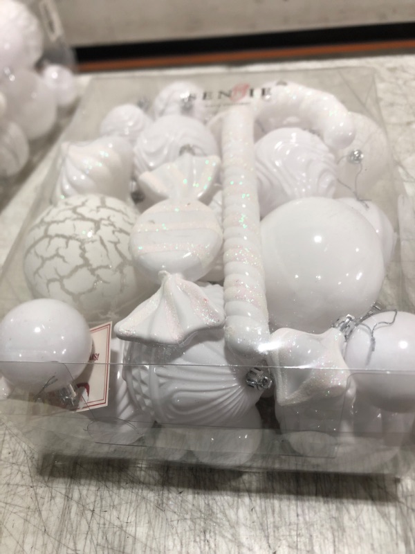 Photo 1 of Christmas Tree Ornaments 46 pcs Assorted Multi-Size Large Candy Cane Shatterproof Ball Ornaments Set for Christmas Holiday Wreath & Party Decorations,White