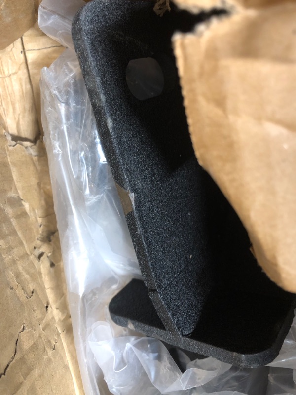 Photo 6 of ***USED - LIKELY MISSING PARTS - UNABLE TO VERIFY FUNCTIONALITY***
ECOTRIC Rear Bumper Compatible with Toyota Tacoma 2016 2017 2018 2019 2020 2021 2022 2023
