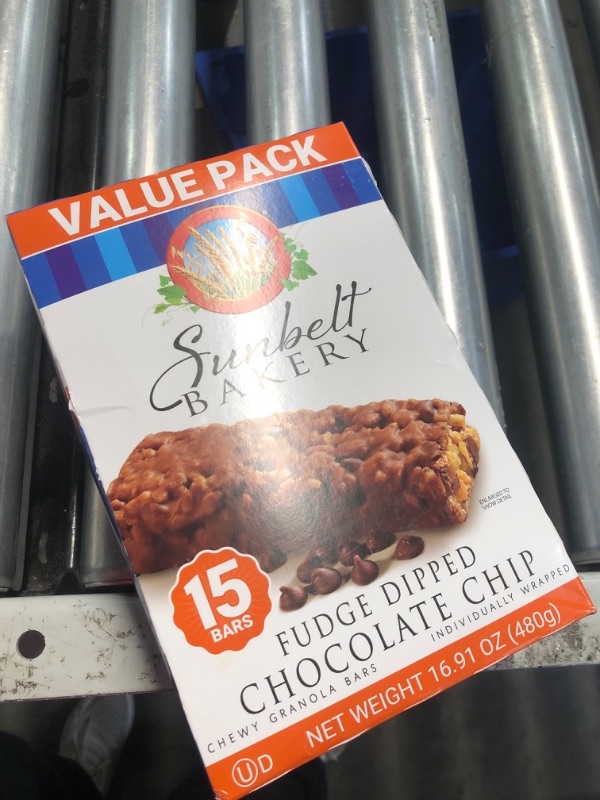 Photo 1 of ***NON REFUNDABLE***Sunbelt Fudge-Dipped CHOCOLATE CHIP Chewy Granola Bars 15-Count VALUE PACK 