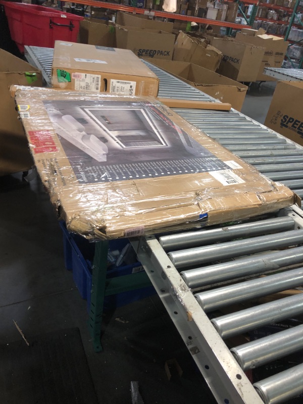 Photo 1 of ***USED - POWERS ON - UNABLE TO TEST FURTHER***
Amorho LED Bathroom Mirror 40''x 30'' with Front and Backlit, Stepless Dimmable Wall Mirrors with Anti-Fog, Shatter-Proof, Memory, 3 Colors, Double LED Vanity Mirror (Horizontal/Vertical)