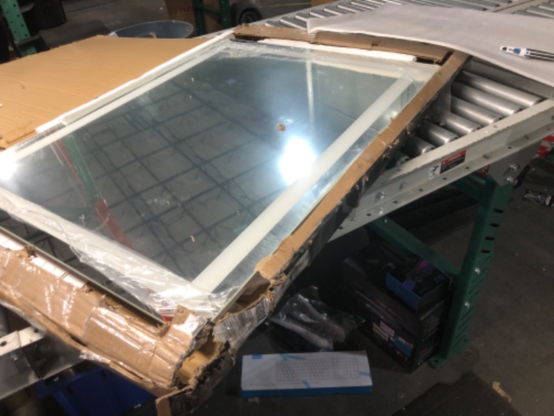 Photo 1 of ***USED - POWERS ON - UNABLE TO TEST FURTHER***
Amorho LED Bathroom Mirror 40''x 30'' with Front and Backlit, Stepless Dimmable Wall Mirrors with Anti-Fog, Shatter-Proof, Memory, 3 Colors, Double LED Vanity Mirror (Horizontal/Vertical)