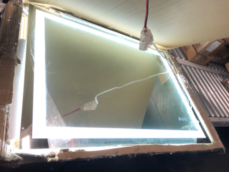 Photo 1 of ***USED - POWERS ON - UNABLE TO TEST FURTHER***
Amorho LED Bathroom Mirror 40''x 30'' with Front and Backlit, Stepless Dimmable Wall Mirrors with Anti-Fog, Shatter-Proof, Memory, 3 Colors, Double LED Vanity Mirror (Horizontal/Vertical)