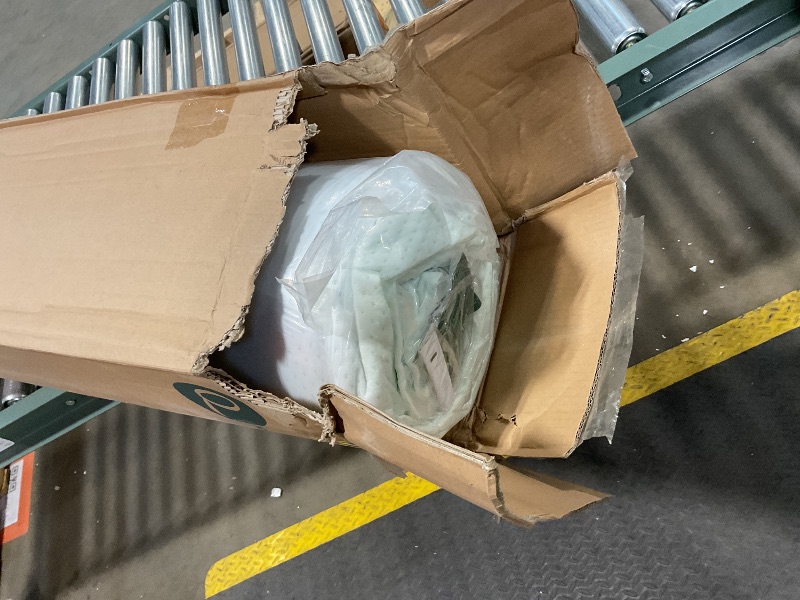 Photo 1 of ZINUS 10 Inch Foam and Spring Hybrid Mattress [New Version], Queen, Fiberglass Free, Medium Firmness, Durable Support, Certified Safe Foams & Fabric, Mattress in A Box