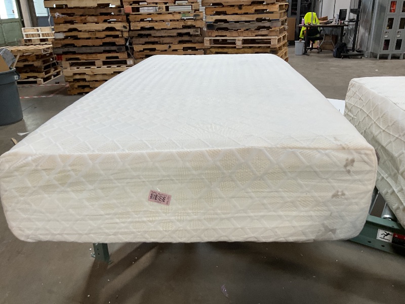 Photo 2 of ****Mattress got dirty during process and handling, does have a removable/washable cover 
Signature Design by Ashley Twin Size Chime 12 Inch Medium Firm Memory Foam Mattress with Green Tea & Charcoal Gel for Pressure Relief