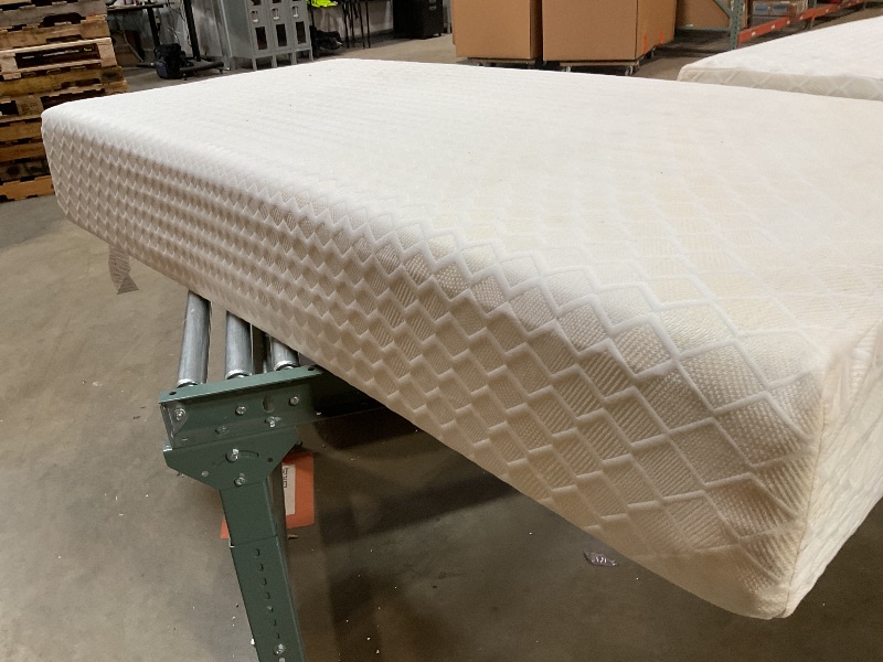 Photo 3 of ****Mattress got dirty during process and handling, does have a removable/washable cover 
Signature Design by Ashley Twin Size Chime 12 Inch Medium Firm Memory Foam Mattress with Green Tea & Charcoal Gel for Pressure Relief