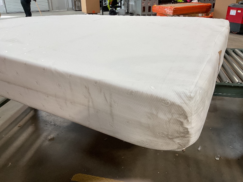 Photo 3 of ****mattress got dirty during processing and handling. Does come with a removable/washable cover.
Novilla King Mattress, 12 Inch King Size Memory Foam Mattress with Comfort Foam for Pressure Relief & Cool Fresh Sleep,Removable Washable Mattress Cover,Memo