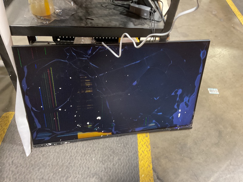 Photo 4 of ***screen is broken, monitor is damaged all around as well. Selling for parts 
SAMSUNG 43" Odyssey Neo G7 Series 4K UHD Smart Gaming Monitor, 144Hz, 1ms, VESA Display HDR600, Quantum Matrix Technology, AMD FreeSync Premium Pro, LS43CG702NNXZA, 2023, WHITE