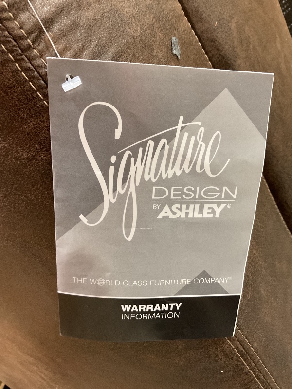 Photo 7 of Signature Design by Ashley Bladen Modern Square Oversized Accent Ottoman, Dark Brown
LEGS INSIDE
*MINOR RIP ON BOTTOM SEE PICTURE FOR DETAIL*
*OUT OF BOX*