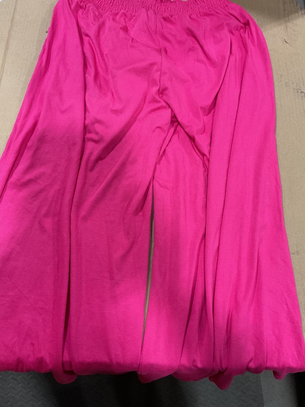 Photo 1 of Size 2XL Pink Pants