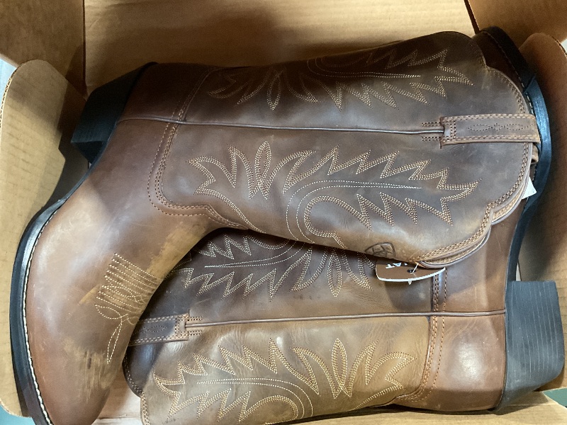 Photo 2 of Ariat Heritage Round Toe Western Boots - Women’s Leather Cowgirl Boots