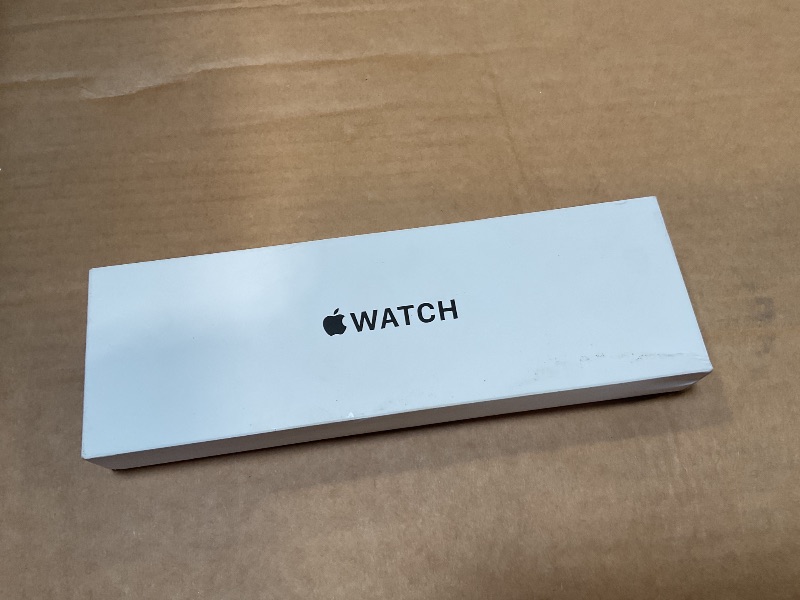 Photo 2 of Apple Watch SE (2nd Gen) [GPS 40mm] Smartwatch with Midnight Aluminium Case with Midnight Sport Band S/M. Fitness and Sleep Trackers, Crash Detection, Heart Rate Monitor, Retina Display