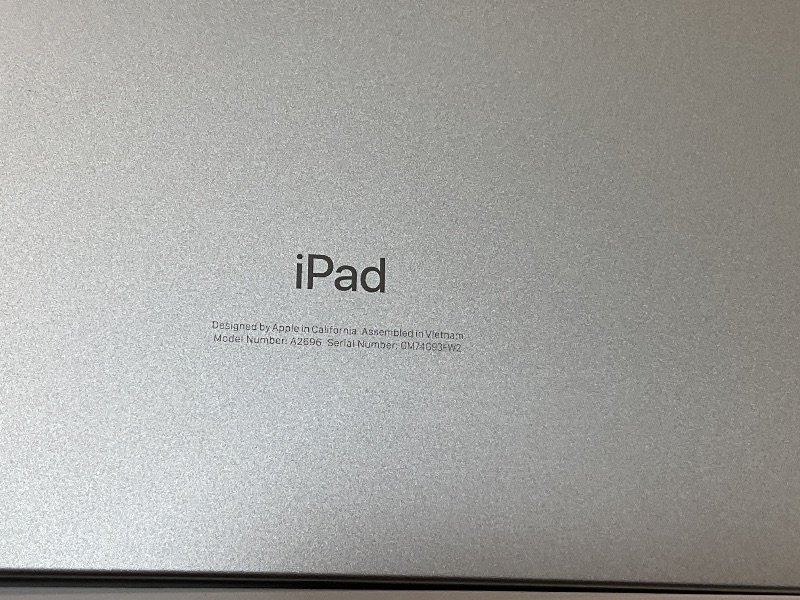 Photo 5 of Apple iPad (10th Generation): with A14 Bionic chip, 10.9-inch Liquid Retina Display, 64GB, Wi-Fi 6, 12MP front/12MP Back Camera, Touch ID, All-Day Battery Life – Silver