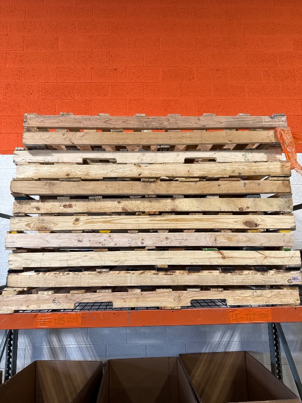 Photo 1 of 1 Dozen 72”x42” pallets.  Good condition. 