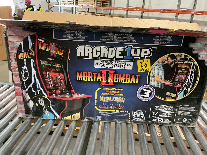 Photo 2 of Arcade 1Up Mortal Kombat at-Home Arcade System - 4ft