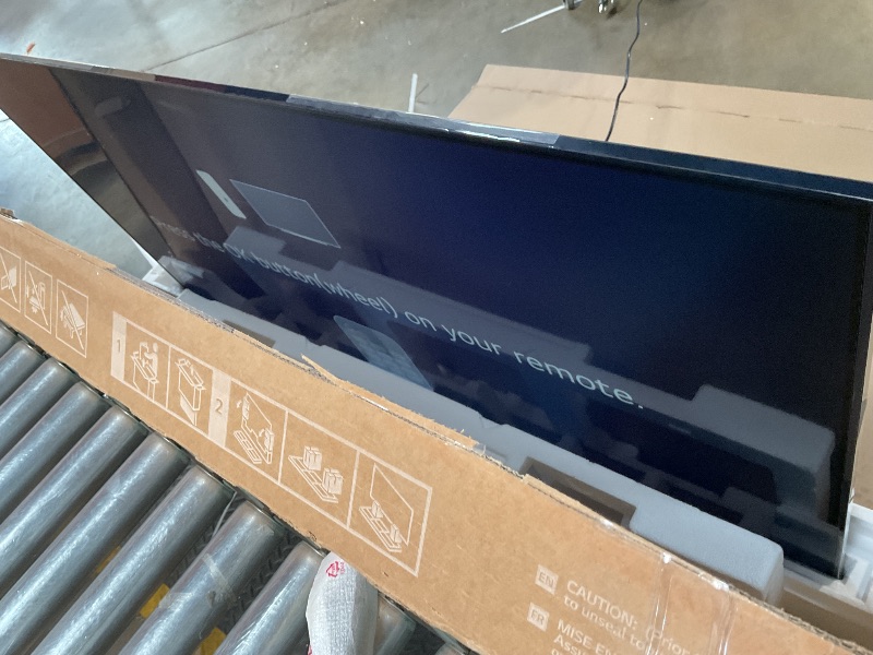Photo 2 of 65” Class UR9000 Series LED 4K UHD Smart webOS TV (2023)
