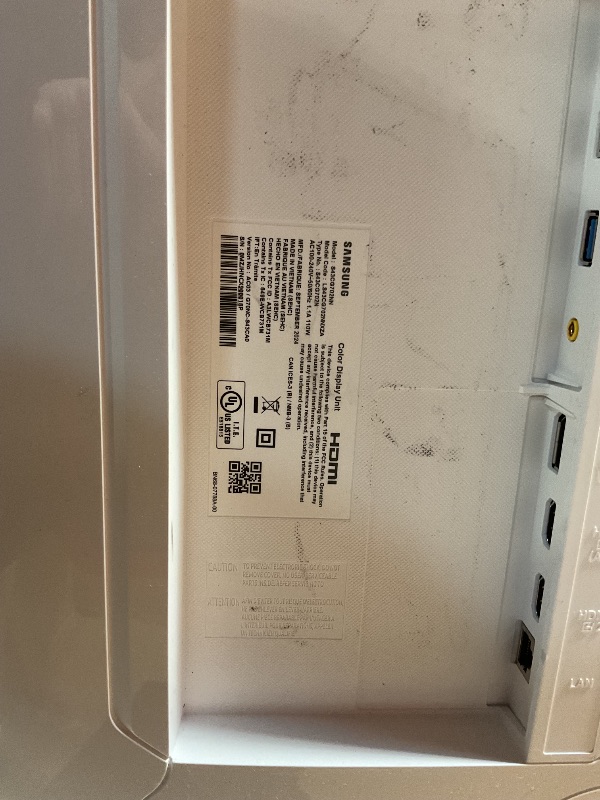 Photo 1 of **FOR PARTS ONLY** SAMSUNG 43" Odyssey Neo G7 Series 4K UHD Smart Gaming Monitor, 144Hz, 1ms, VESA Display HDR600, Quantum Matrix Technology, AMD FreeSync Premium Pro, LS43CG702NNXZA, 2023, Black