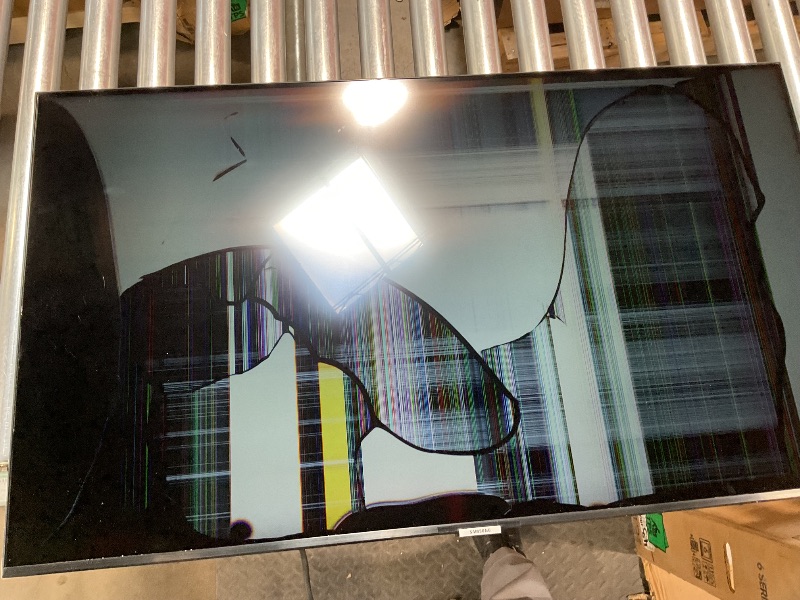 Photo 2 of **FOR PARTS ONLY** Samsung NT678U HG43NT678UF 43" LED-LCD TV - 4K UHDTV - Black