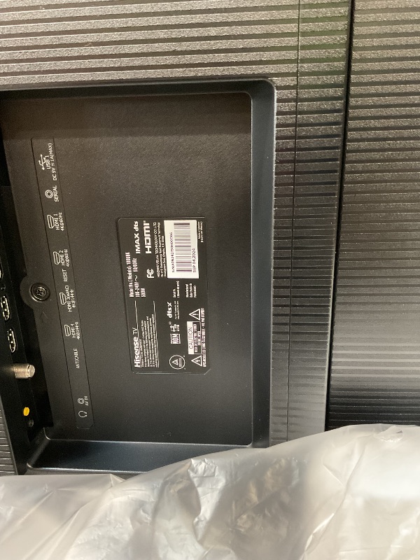 Photo 1 of 100" Class U8 Series Mini-LED 4K UHD QLED Google TV (2023)