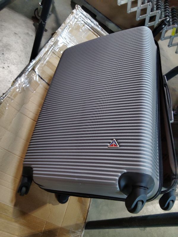 Photo 1 of ***USED***InUSA ROYAL Hardside Spinner Luggage with Ergonomic Handles | Spacious Travel Suitcase with Four Spinner Wheels and Studs | 28 Inch Large Spinner Luggage | Silver
