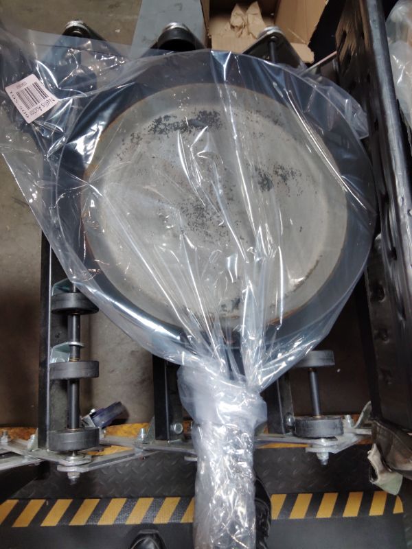Photo 1 of ***HAS DAMAGE PAINT IS SCRAPED OFF  ON THE INSIDE OF PAN*** Tramontina Carbon Steel 12-Inch Large Frying Pan, Naturally Non Stick Skillet, Oven Safe