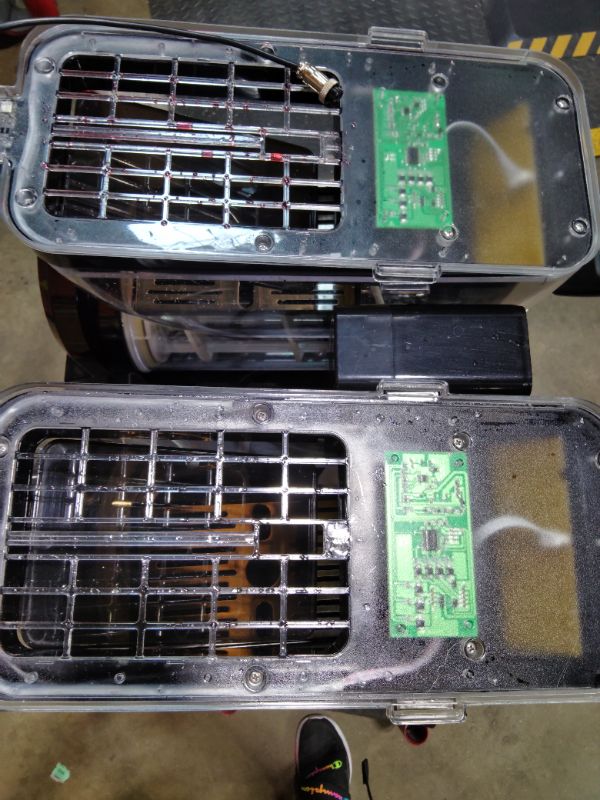 Photo 1 of **** FOR PARTS ONLY/ NON-FUNCTIONAL/ EXTREMELY DIRTY**** 30L Commercial Slushie Machine, 2-Tank Frozen Drink Maker for Margarita