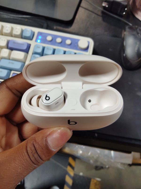 Photo 1 of ***MISSING 1 EAR BUD**** Beats Studio Buds + True Wireless Bluetooth Noise Cancelling Earbuds - Ivory