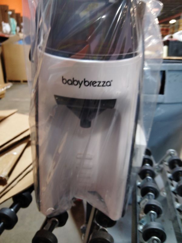 Photo 1 of ***POSSIBLY FOR PARTS UNTESTED/ UNKNOWN MISSING PIECES**** Baby Brezza New and Improved Formula Pro Advanced Formula Dispenser Machine - Automatically Mix a Warm Formula Bottle Instantly - Easily Make Bottle with Automatic Powder Blending, White