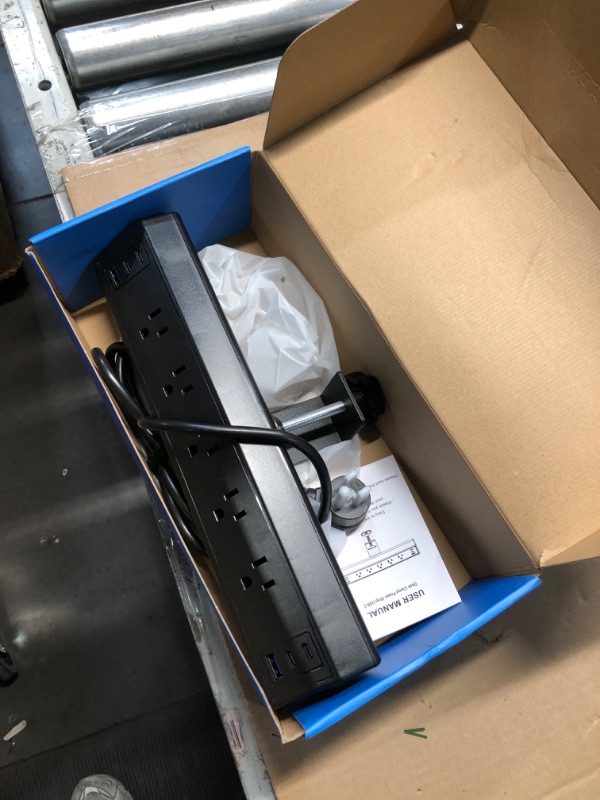 Photo 1 of Desk Clamp Power Strip USB C,40W Total Fast Charging Station,4 PD 20W USB C Ports,Desk Edge Mount Power Strip 6 USB Ports 5 AC Outlets Surge Protector,6ft Cord,Fit 1.96" Tabletop Edge