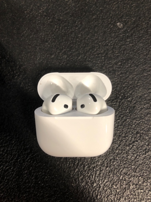 Photo 3 of ***PARTS ONLY******NON REFUNDABLE***Apple AirPods 4 Wireless Earbuds, Bluetooth Headphones, Personalized Spatial Audio, Sweat and Water Resistant, USB-C Charging Case, H2 Chip, Up to 30 Hours of Battery Life, Effortless Setup for iPhone