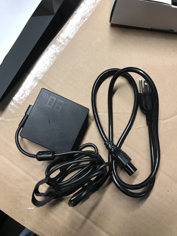 Photo 1 of ASUS ZenBeam L2 Portable Projector 1080P Full HD, Smart Projector 960 LED Lumens, Small Outdoor Projector with Wifi, 10W Bluetooth Speaker and Android TV Box, Wireless Projector 3.5H Built-In Battery