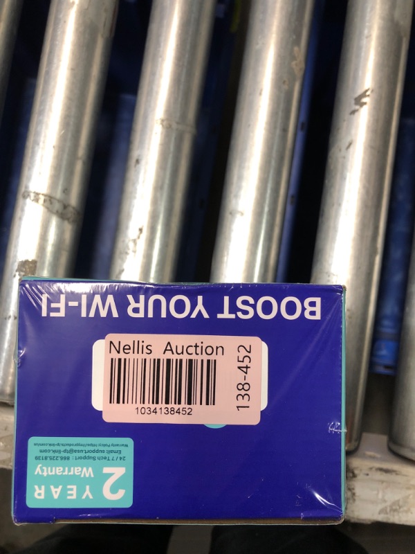 Photo 4 of ***FACTORY SEALED*** TP-Link AC1200 WiFi Extender, 2024 Wirecutter Best WiFi Extender, 1.2Gbps home signal booster, Dual Band 5GHz/2.4GHz, Covers Up to 1500 Sq.ft and 30 Devices ,support Onemesh, One Ethernet Port (RE315)