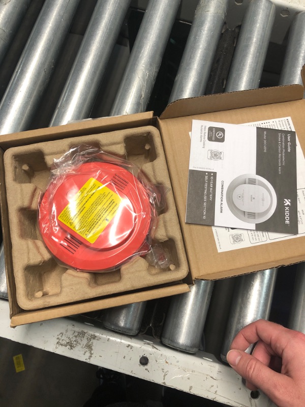 Photo 1 of (BATTERY OPERATED) Kidde  & Carbon Monoxide Detector, 10-Year Battery Powered, LED Warning Light Indicators