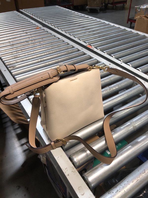 Photo 1 of **MISSING KEYCHAIN TAG** Coach Colorblock Leather Willow Bucket, Chalk