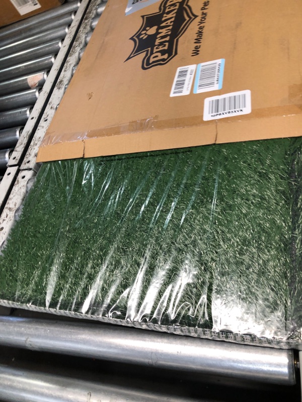 Photo 1 of ***FACTORY SEALED***Pee Pads for Dogs - Set of Three 23x18.5-Inch Replacement Turf Grass Mats for Potty Training - Dog Housebreaking Supplies for Small Pets by PETMAKER, Green, Medium