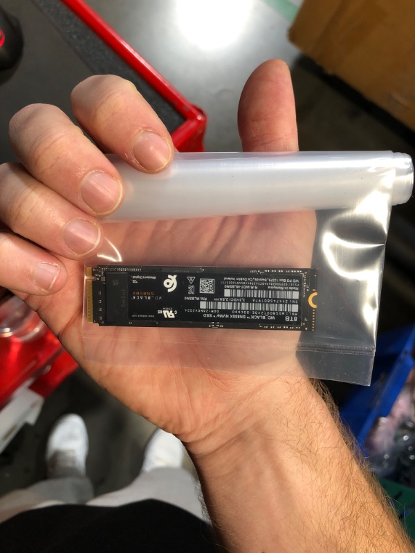 Photo 1 of (UNTESTED) (BAGGED) WD_BLACK 8TB SN850X NVMe Internal Gaming SSD Solid State Drive - Gen4 PCIe, M.2 2280, Up to 7,200 MB/s - WDS800T2X0E