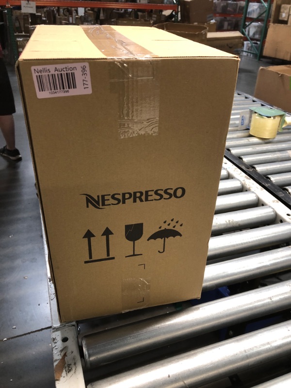 Photo 2 of ***USED - COFFEE EXPIRED - SEE PICTURES - LIKELY MISSING PARTS - UNABLE TO TEST***
Nespresso Vertuo Plus Deluxe Coffee and Espresso Maker by De'Longhi, Matte Black