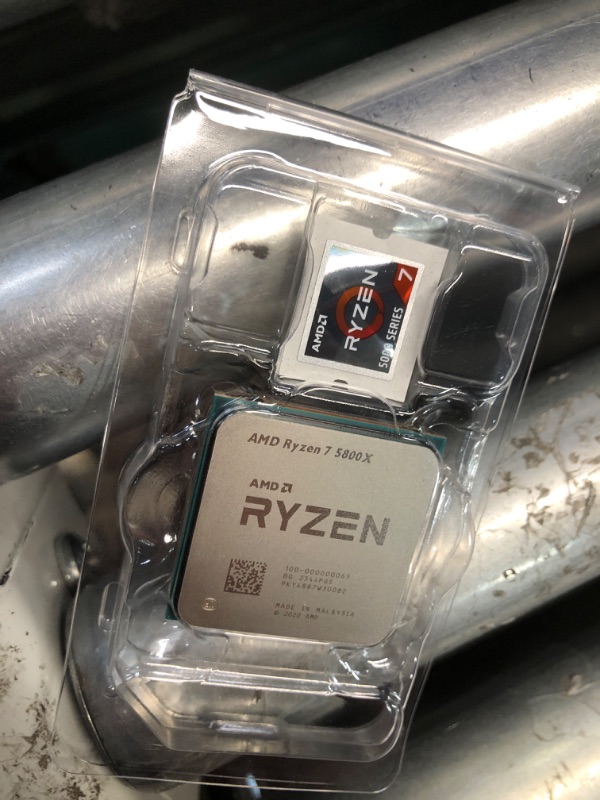 Photo 3 of AMD Ryzen 7 5800X 8-core