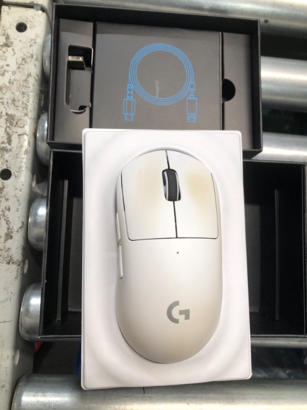 Photo 2 of ***SEE NOTES BEFORE BIDDING***
Logitech G PRO X SUPERLIGHT 2 LIGHTSPEED Wireless Gaming Mouse (White)