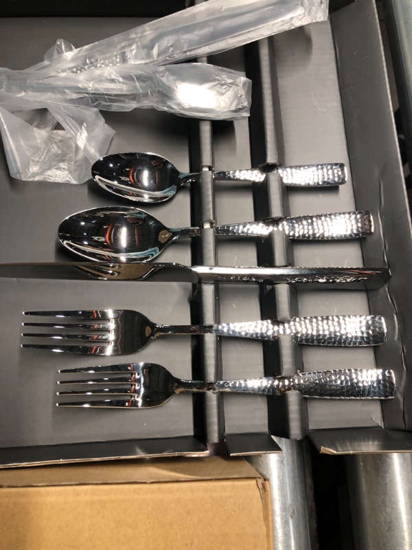 Photo 3 of ***2 DIFFERENT STYLES/ PARTS ONLY/ NO RETURNS OR REFUNDS***
KEAWELL Premium 20/45/65 Piece Louis Hammered Silverware Set with Squared Edge, 18/10 Stainless Steel, Service for 4/8/12, Fine Flatware Set, Dishwasher Safe (65)