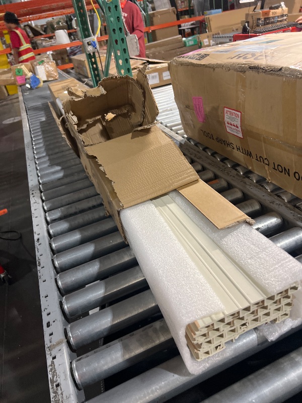 Photo 1 of ***USED - MAJOR DAMAGE - CRACKED - SEE PICTURES***
POHARE WPC Slat Wall Panels, 8 Pack Accent Decorative Acoustic Wood Slats for Wall and Ceilings, Acoustic Panels for Interior Wall Modern Décor, Oak, 95 x 6 in