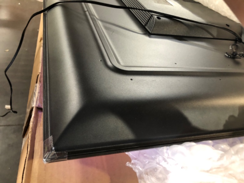 Photo 1 of 50" Class Select Series 4K Smart RokuTV