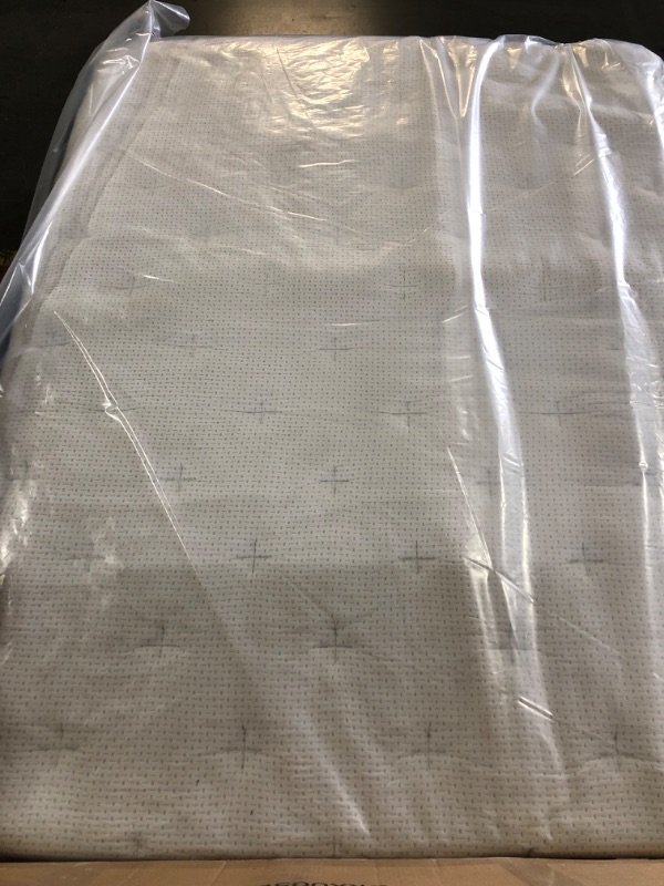 Photo 1 of ***Truck/Trailer pickup*** ZINUS 12 Inch True Support Hybrid Mattress [New Version], King, Fiberglass Free, Medium Feel, Motion Isolation, Certified Safe Foams & Fabric, Mattress in A Box